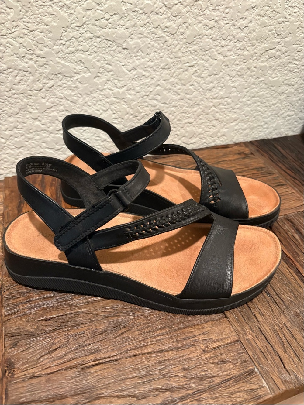 Bare Traps Women's Black Comfort Sandals with Ankle Strap - Picture 4 of 11